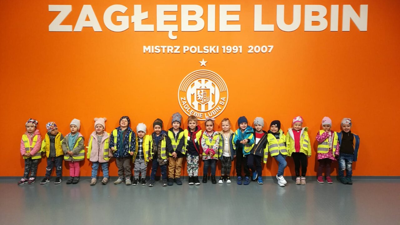 Przedszkolaki z "Planety Zdrowia" na Stadionie Zagłębia