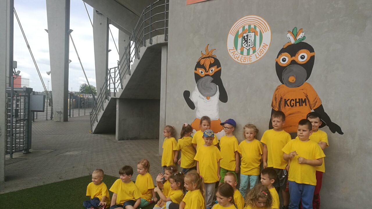 Najmłodsi kibice z Kożuchowa odwiedzili Stadion Zagłębia