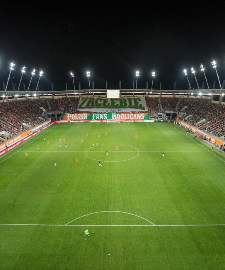 Derby tylko na stadionie!