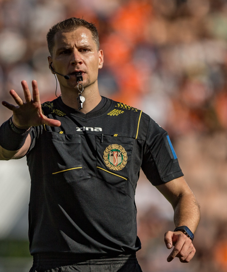 Tomasz Kwiatkowski sędzią meczu z Cracovią Tomasz Kwiatkowski sędzią meczu z Cracovią