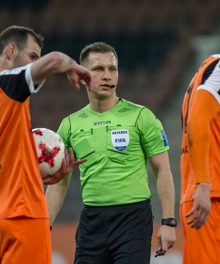 Bartosz Frankowski poprowadzi mecz z Piastem Bartosz Frankowski poprowadzi mecz z Piastem
