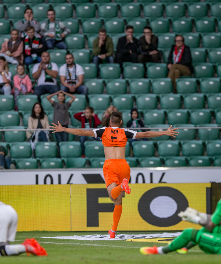 Zraniona Legia w poszukiwaniu odtrutki