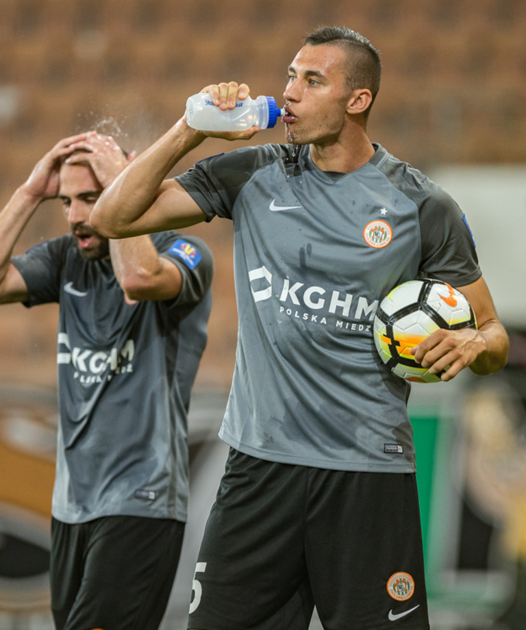 Trenujemy przed meczem z Sandecją Trenujemy przed meczem z Sandecją
