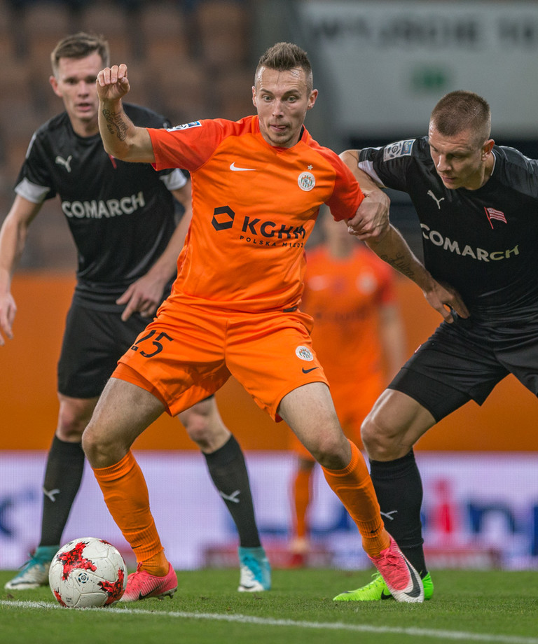 Adam Matuszczyk w KFC Uerdingen 05