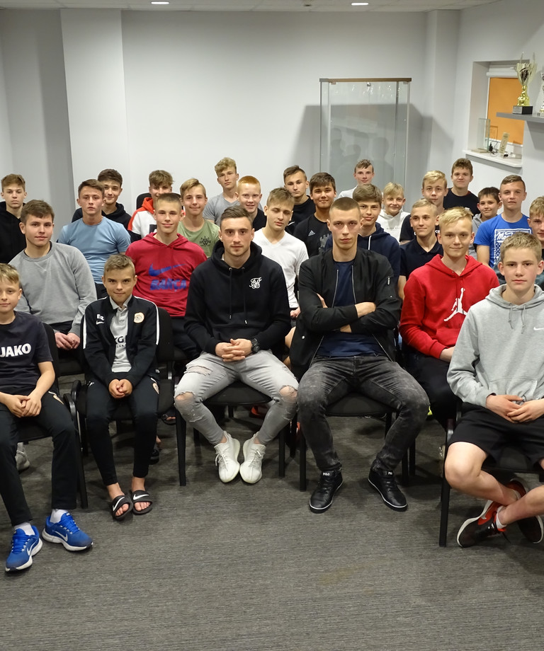 Filip Jagiełło i Dominik Hładun z odwiedzinami w AP KGHM Zagłębie Filip Jagiełło i Dominik Hładun z odwiedzinami w AP KGHM Zagłębie