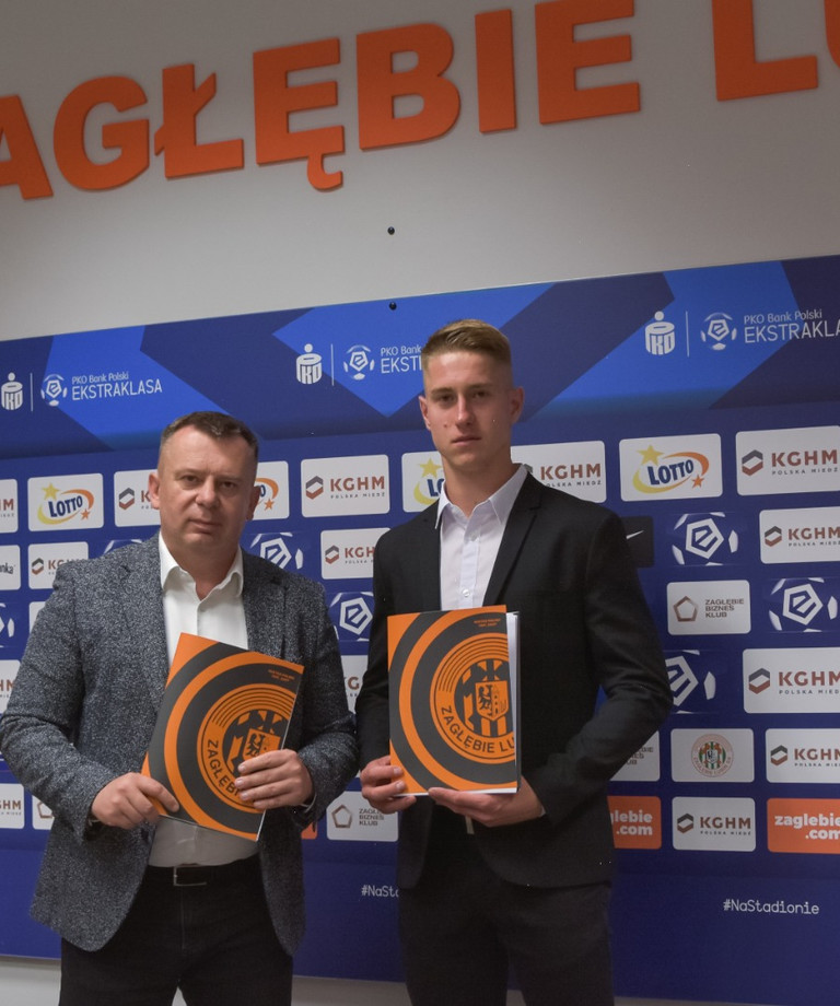Kacper Bieszczad przedłużył kontrakt! Kacper Bieszczad przedłużył kontrakt!