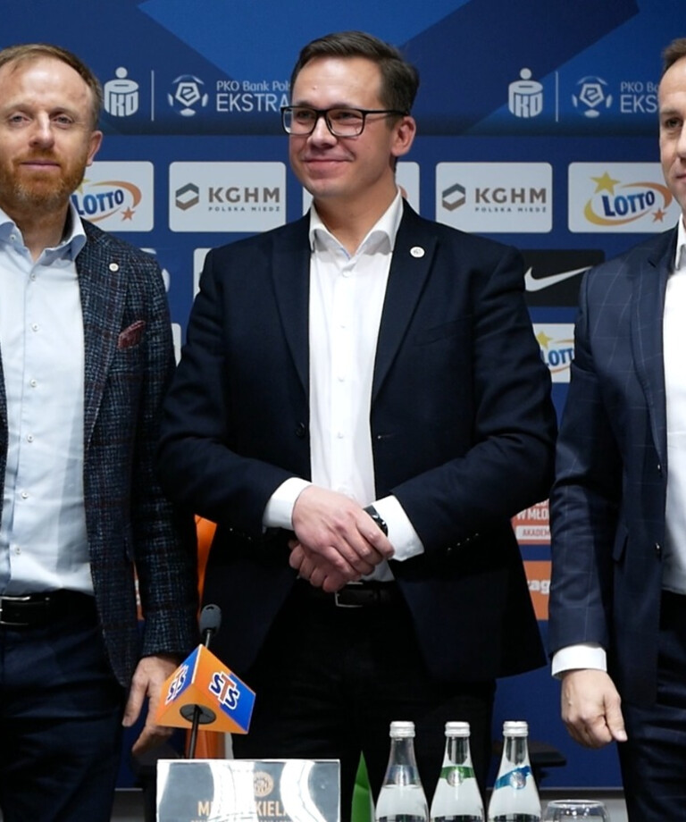 Zapis konferencji prasowej z udziałem Piotra Stokowca Zapis konferencji prasowej z udziałem Piotra Stokowca