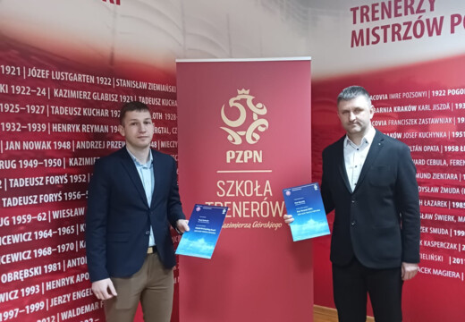 Piotr Błauciak i Paweł Sochacki ukończyli kurs na licencję UEFA Elite Youth A