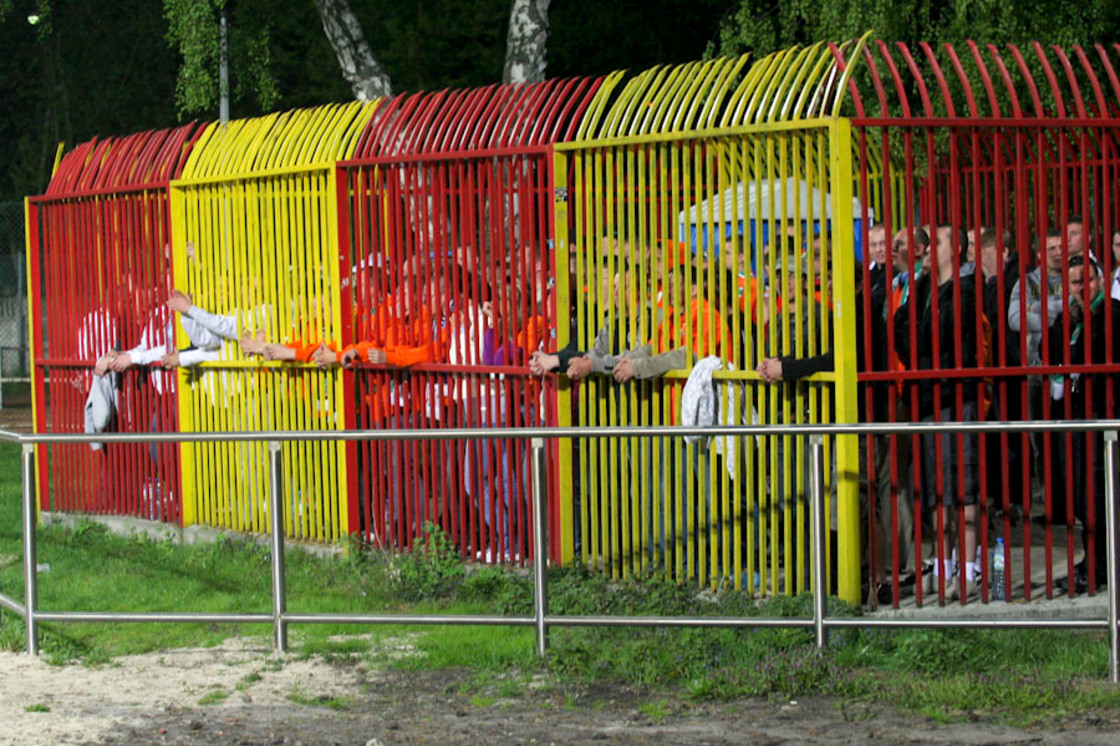 2010.04 2010.04