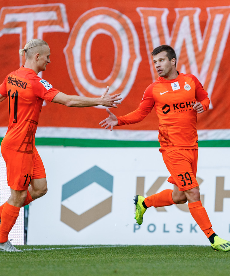 Z Koroną Kielce po upragnione zwycięstwo Z Koroną Kielce po upragnione zwycięstwo