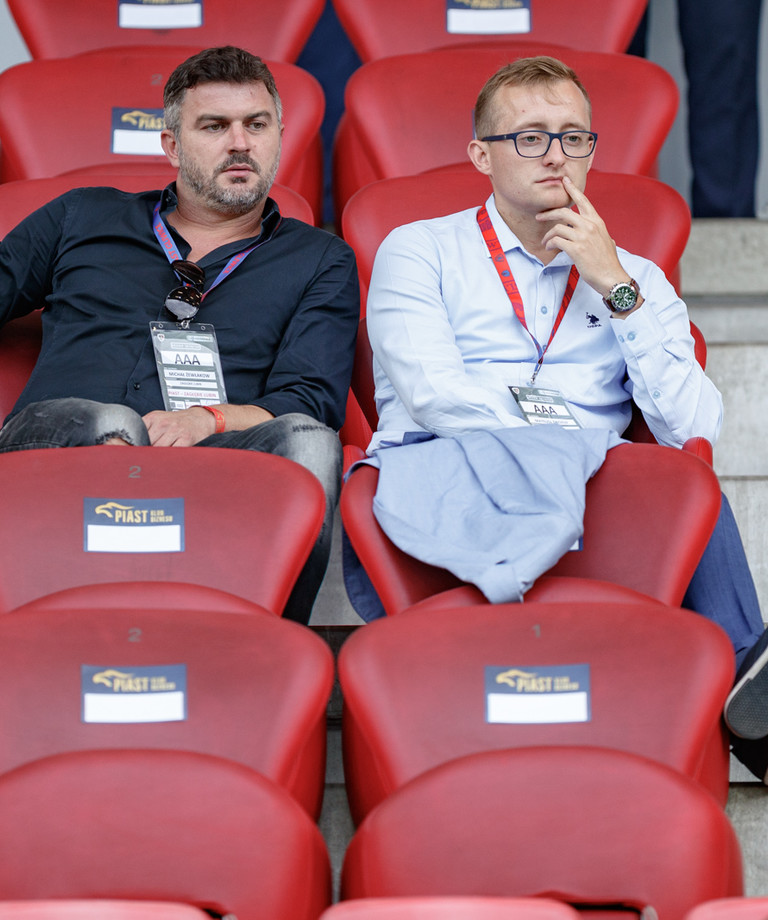 Michał Żewłakow o przedłużeniu umów z Guldanem i Sliszem Michał Żewłakow o przedłużeniu umów z Guldanem i Sliszem