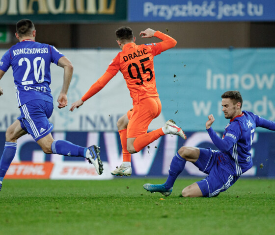 Cudowny gol Świerczoka, szybka riposta Mraza, punkt pojechał do Lubina | Kulisy spotkania Piast - KGHM Zagłębie