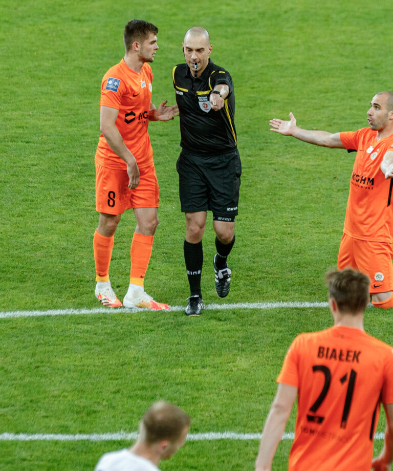 Zbigniew Dobrynin posędziuje jutrzejsze derby Dolnego Śląska Zbigniew Dobrynin posędziuje jutrzejsze derby Dolnego Śląska