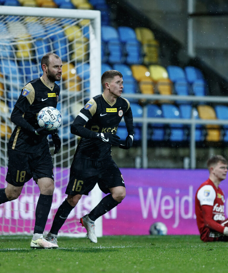 Pierwszy gol Adama Ratajczyka w barwach KGHM Zagłębia Pierwszy gol Adama Ratajczyka w barwach KGHM Zagłębia