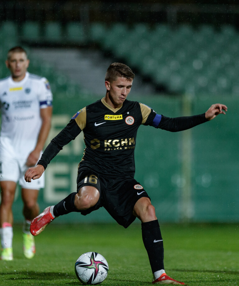 Adam Ratajczyk powołany dodatkowo na zgrupowanie reprezentacji U-20 Adam Ratajczyk powołany dodatkowo na zgrupowanie reprezentacji U-20
