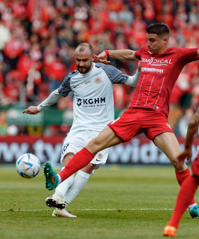Przeszłość na remis | Historia pojedynków z Widzewem Przeszłość na remis | Historia pojedynków z Widzewem