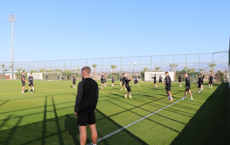 Poniedziałkowy trening Miedziowych | FOTO