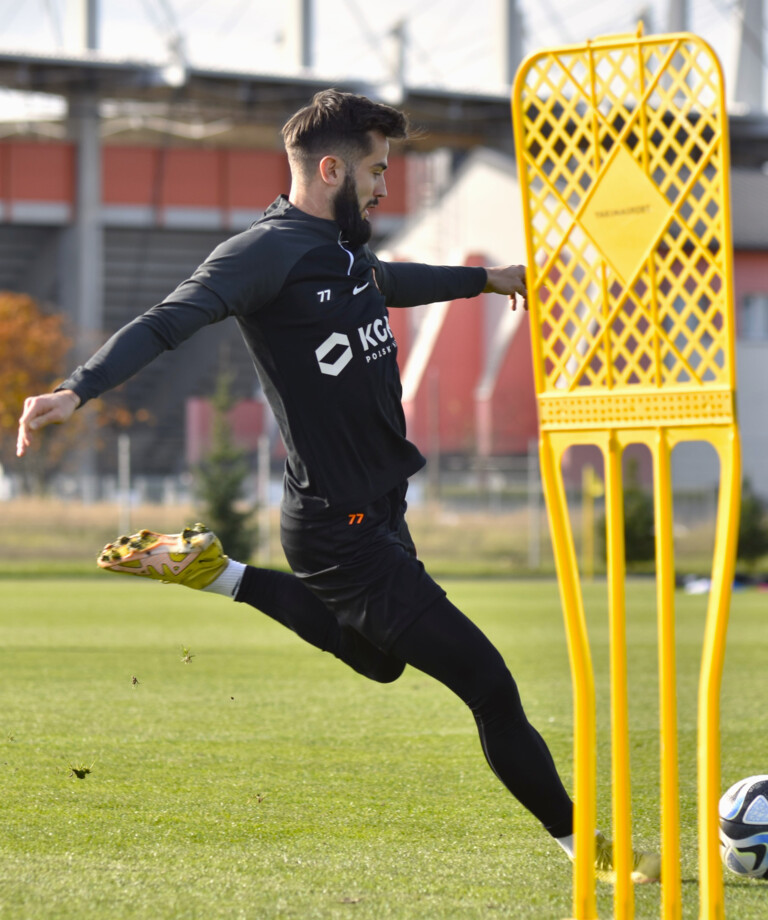 Trening KGHM Zagłębia Lubin przed meczem z Widzewem Łódź