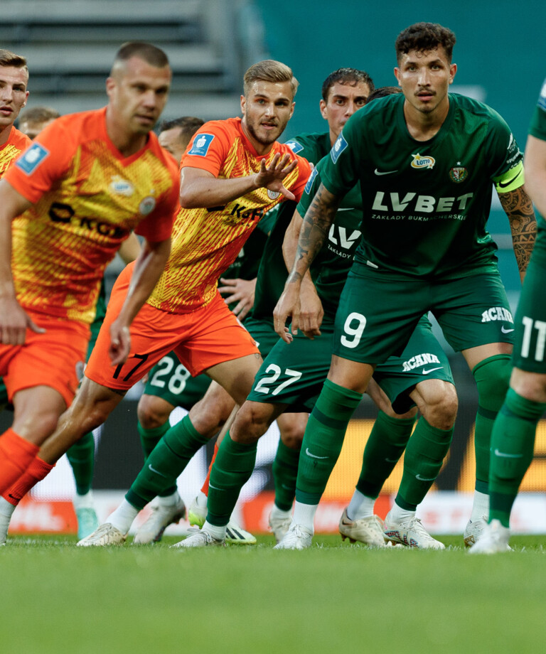 Derby w piątkowy wieczór | Terminarz 19. kolejki PKO BP Ekstraklasy Derby w piątkowy wieczór | Terminarz 19. kolejki PKO BP Ekstraklasy