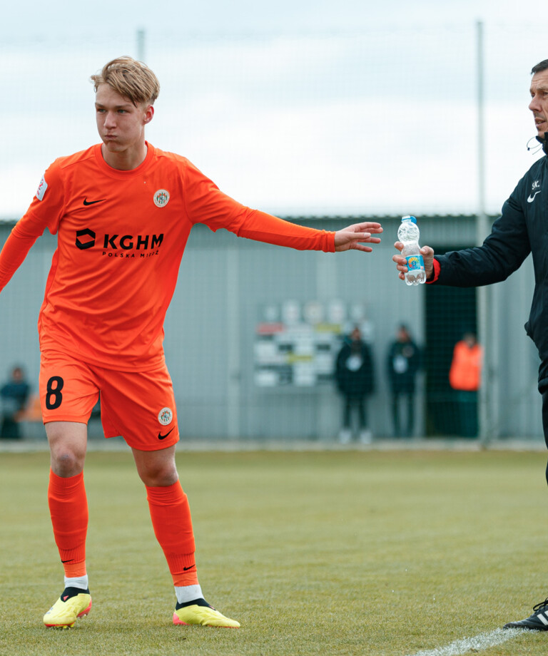 ME U-17: Pewna wygrana Biało-Czerwonych, 70 minut Dziewiatowskiego ME U-17: Pewna wygrana Biało-Czerwonych, 70 minut Dziewiatowskiego