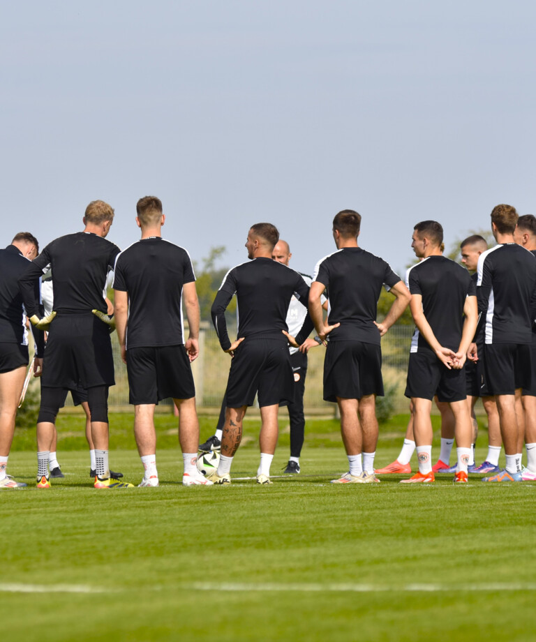 Trening Miedziowych przed meczem pucharowym Trening Miedziowych przed meczem pucharowym