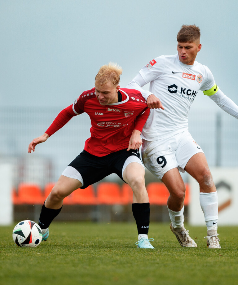 Zwycięstwo drugiej drużyny w Starowicach Dolnych Zwycięstwo drugiej drużyny w Starowicach Dolnych