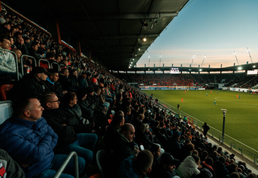 Poszukujemy chętnych osób do obsługi kas podczas meczów KGHM Zagłębia Lubin