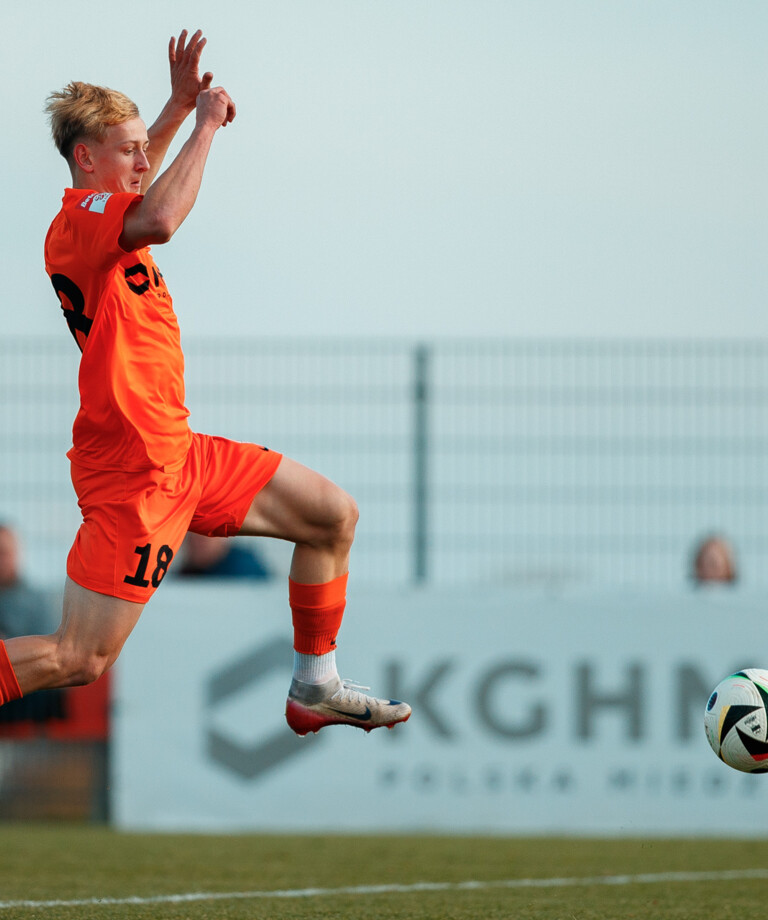 Starcie sąsiadów w tabeli | Zapowiedź meczu rezerw