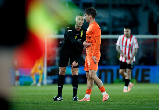 Karol Arys posędziuje mecz w Warszawie