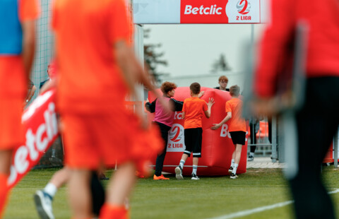 Spadek rezerw z Betclic 2.  ligi