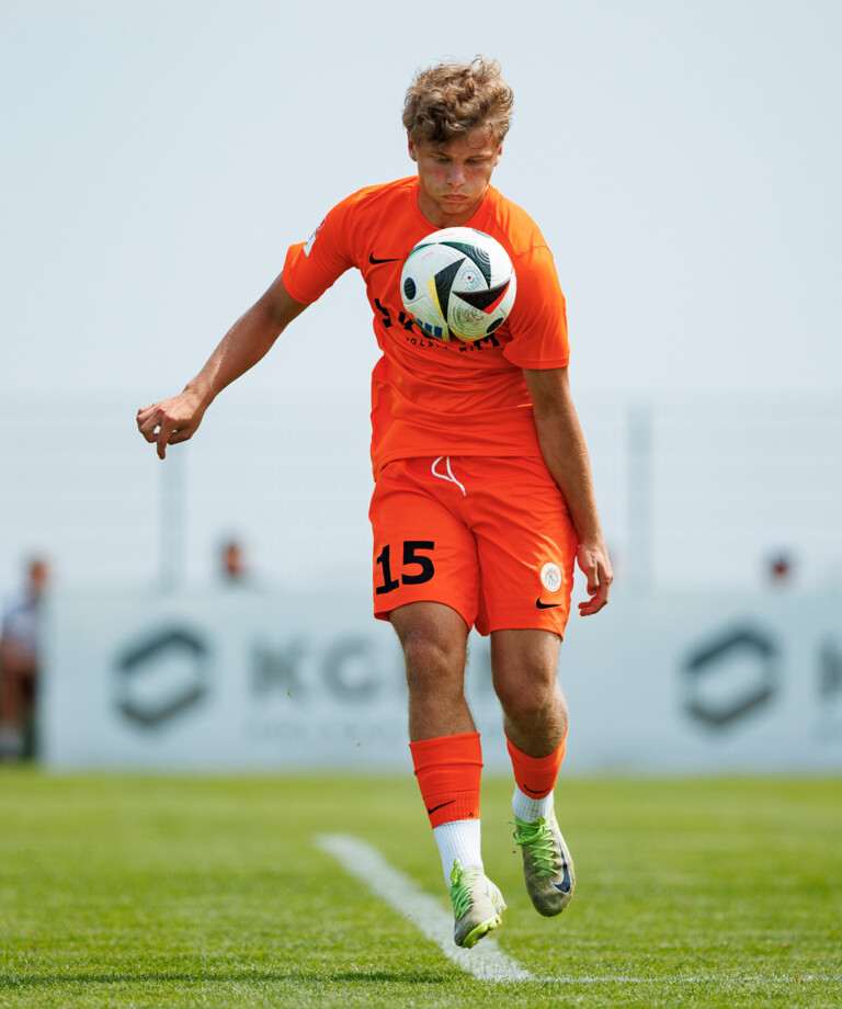 Przegrana rezerw ze Skrą Częstochowa Przegrana rezerw ze Skrą Częstochowa