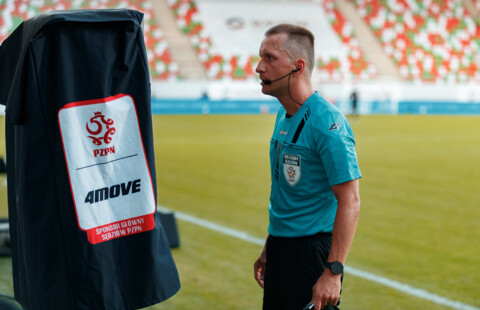 Bartosz Frankowski posędziuje pucharowe starcie Miedziowych z Radomiakiem