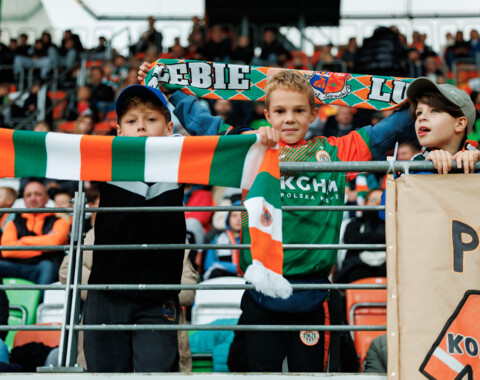 Wszyscy na stadion! Taniej w grupie, głośniej na trybunach!