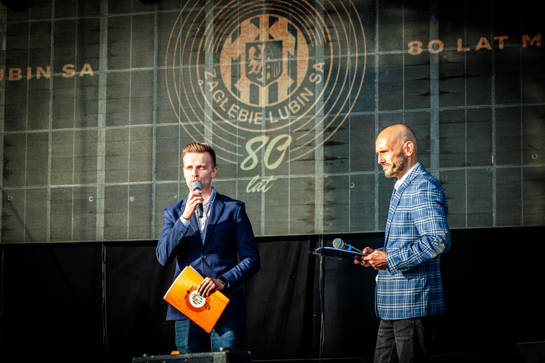 81