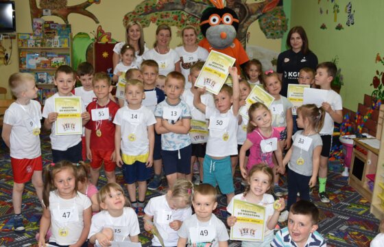 Z wizytą w Krzelowie w ramach akcji "Całe Zagłębie czyta dzieciom"
