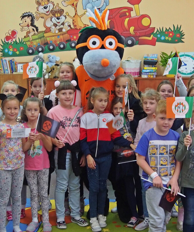 "Miedziowi" odwiedzili kolejną szkołę | FOTO "Miedziowi" odwiedzili kolejną szkołę | FOTO