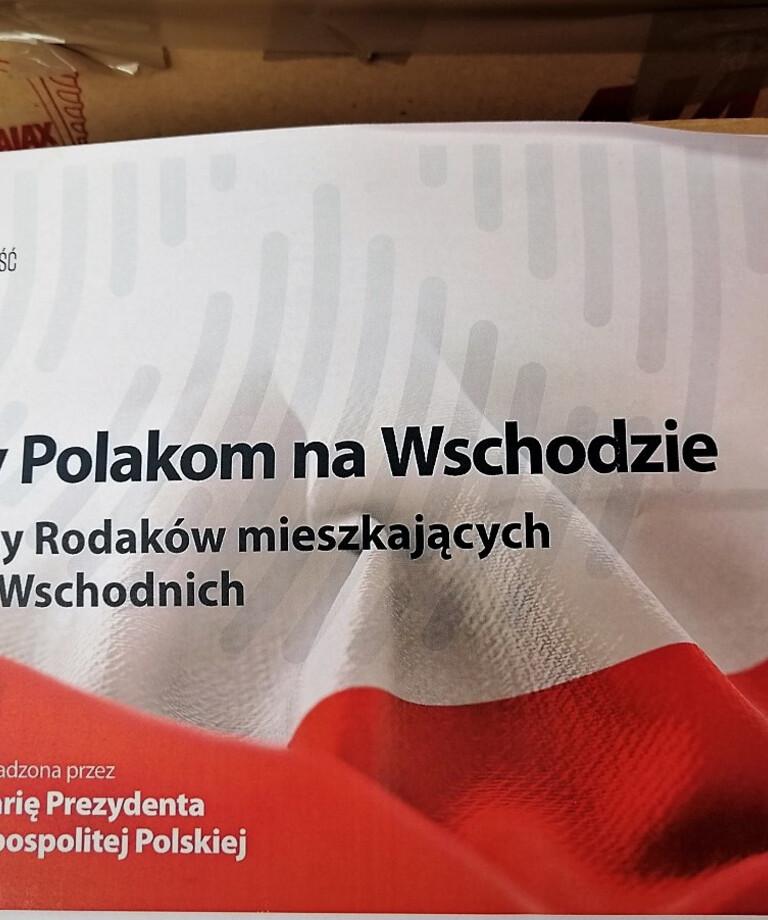  Zagłębie Lubin wsparło z Auchan i kibicami Akcję Pomocy Polakom na Wschodzie