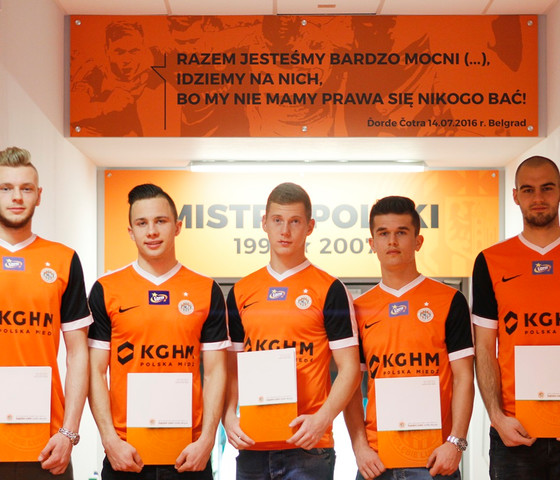 Nowe kontrakty w Zagłębiu