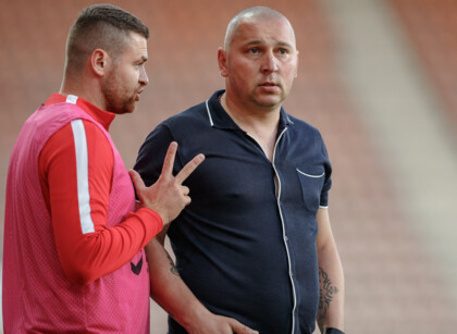 Trener Mariusz Lewandowski przed meczem Miedź - KGHM Zagłębie